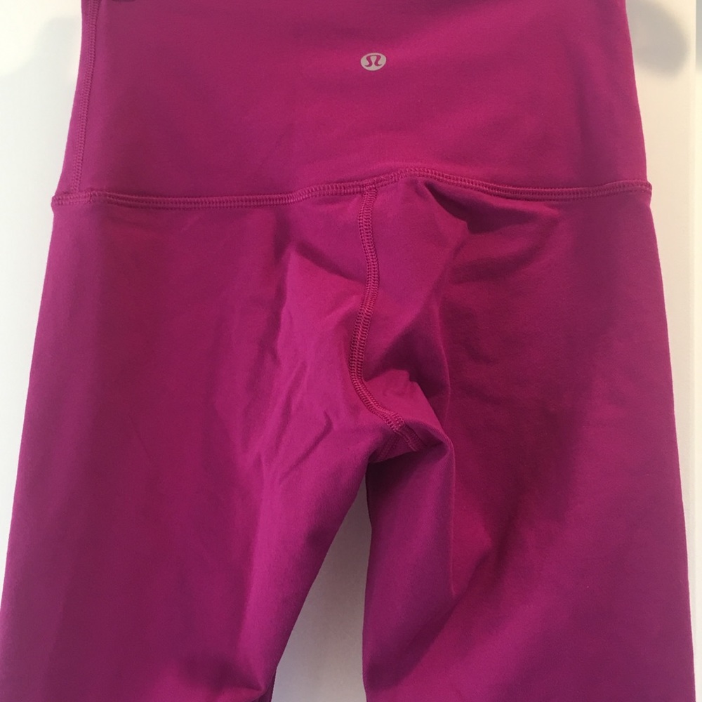 Lulu Lemon sz 4 pants, new w/out tags, never worn